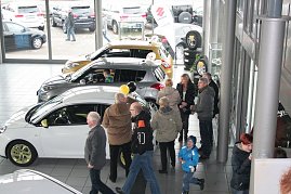 Impressionen vom Angrillen bei Opel in Nordhausen, Erfurt und Sömmerda. (Foto: Fischer/Autohaus Peter)