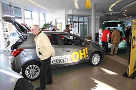 Impressionen vom Angrillen bei Opel. (Foto: Rietschel/Autohaus Peter)