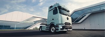 Noch mehr Effizienz auf der Straße: Der neue Actros L von Mercedes-Benz Trucks ()